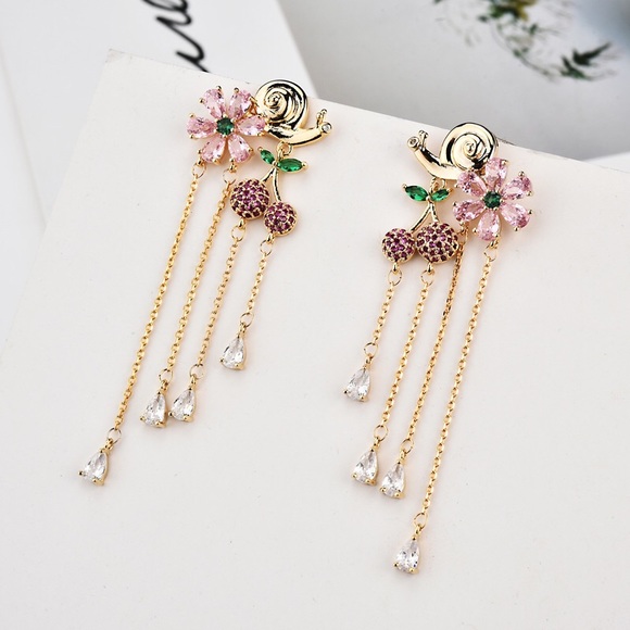 Cute snail silver needle long tassel zircon earr - Picture 3 of 6